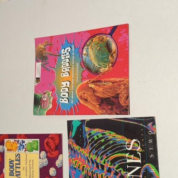 Scholastic Misc. Authors Set of 6 Bones & Body Theme NonFiction Paperback Books - Picture 4 of 10